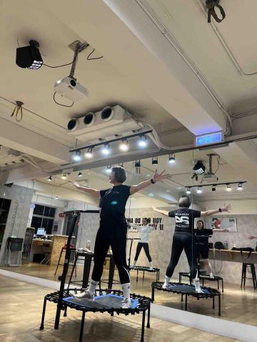 柚子-爆汗燃脂跳床 - 