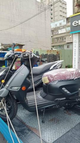 勇展道路救援 - 