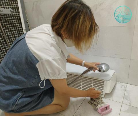 宗紀專業清潔 - 冷氣機清洗~外殼清洗 宗紀專業清潔 - 冷氣機清洗~外殼清洗