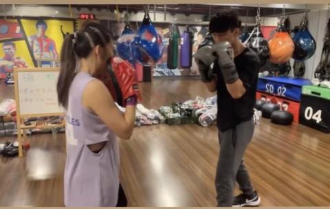 ivy  - 拳擊證照考試中！