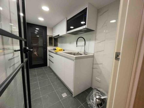 為一系統櫃家具 - 