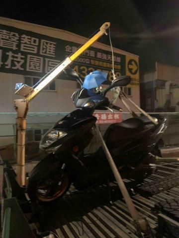 885道路救援 - 夜間道路救援