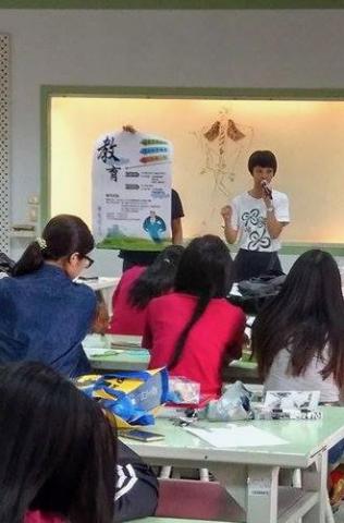 Annie Chen陳安妮 -  Annie Chen陳安妮 -