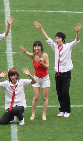 Annie Chen陳安妮 -  Annie Chen陳安妮 -