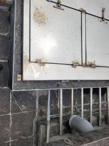 楊智水電匠 - 表後塑膠管接白鐵管 楊智水電匠 - 表後塑膠管接白鐵管