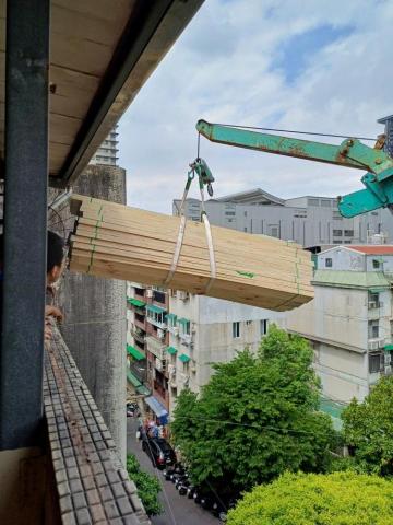 全方位各式工程＆Kitty 愛乾淨清潔工作室 - 吊車吊料