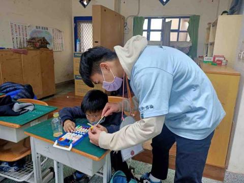 李岱倫 - 都達國小營隊