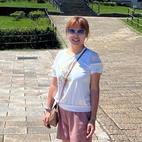 提供姐姐服務的專家Phoebe