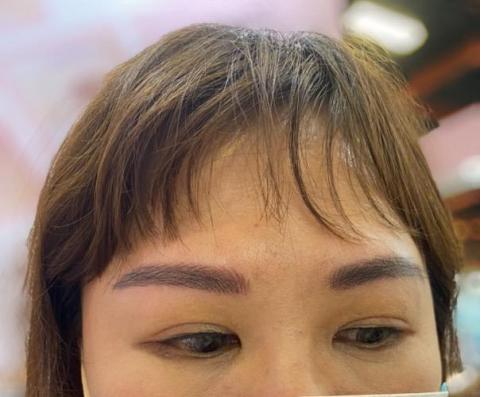 Relax Beauty studio - 美女本身已有「他店霧眉」底色。
#飄眉_使用美國原裝進口安心色乳。 Relax Beauty studio - 美女本身已有「他店霧眉」底色。
#飄眉_使用美國原裝進口安心色乳。