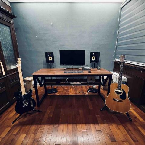 莊家豪 - 工作室照1