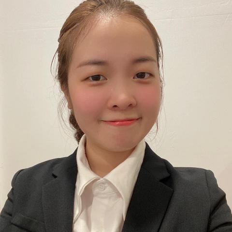 提供公關服務的專家Sherry Luo