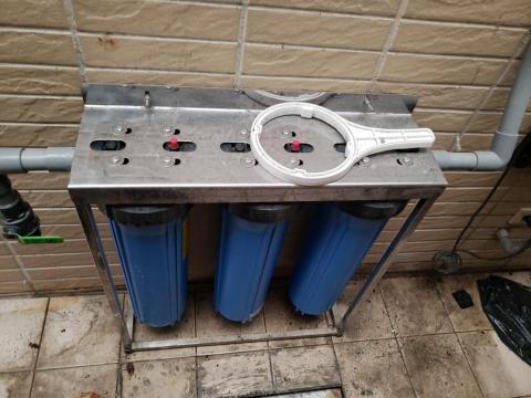 曾兆士 - 淨水器升級改裝(施工前)