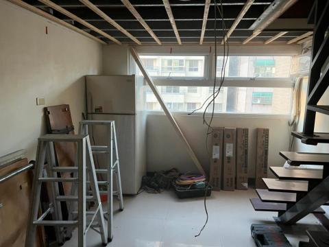 新竹安心工程行.新竹安心拆除裝潢工程行 - 竹北氧化鎂板更換矽酸鈣板(因為角材完整所以保留角材只有拆除面板)