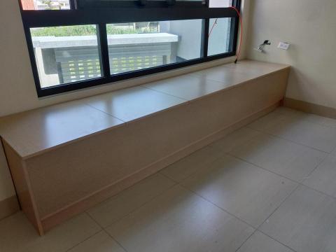 木心板系統化傢俱櫃 - 臥榻