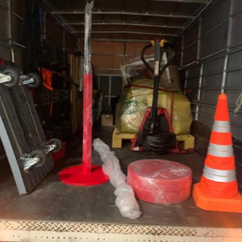 提供舞台佈置服務的專家曾冠維