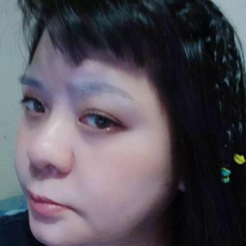 提供小一數學題服務的專家曾微惟