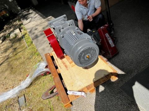 菱友電梯機電有限公司 - 主機馬達更新出貨照 菱友電梯機電有限公司 - 主機馬達更新出貨照