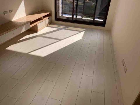 愛在家木地板 - 