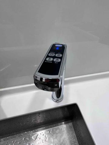 益泉淨水設備有限公司-李昱宏 -   NH觸控銀色龍頭