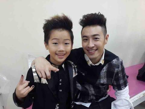 潘泓仁(dance) -  與潘瑋柏同台演出