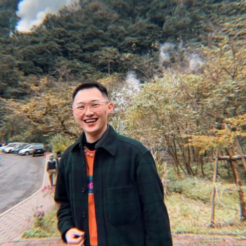 提供翻译i服務的專家Gary Wang