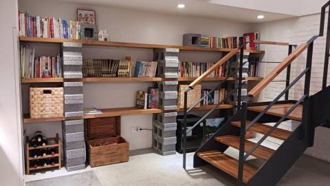 Jay 陳 - DIY造型書架(水泥磗+橡木集成材)