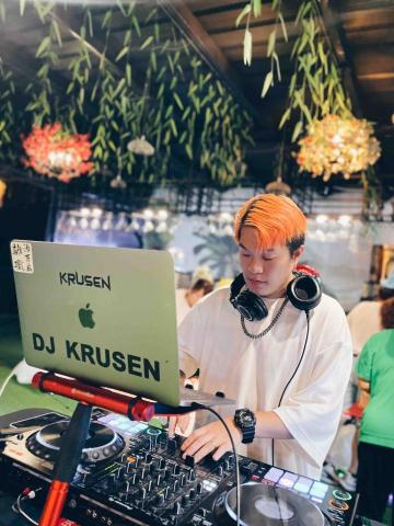 【Tiktok網紅】DJ Krusen 凱威 -  【Tiktok網紅】DJ Krusen 凱威 -
