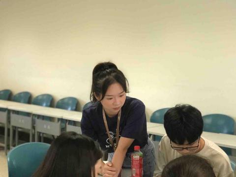 提供奧數小一服務的專家呂若涵