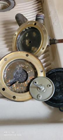 郡祥   居家修繕工作室 - 莊頭北 熱水器 水盤膜片疲乏汰換
頂針&水盤水垢清理。