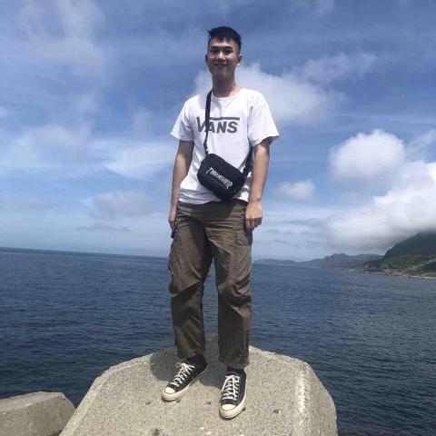 黃家宸 - 個性活潑樂觀開朗