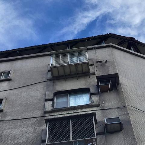 錩育有限公司 - 大安區-外牆防水(施工前) 錩育有限公司 - 大安區-外牆防水(施工前)