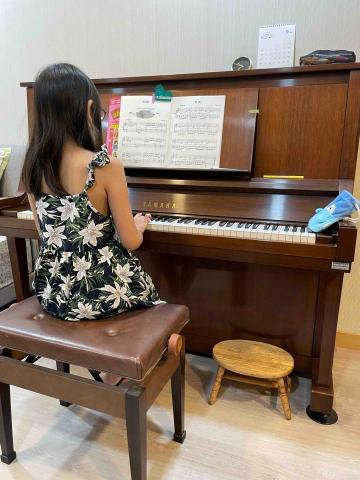 勻毓老師小提琴🎻/鋼琴🎹教學 - 勻毓老師教學空間