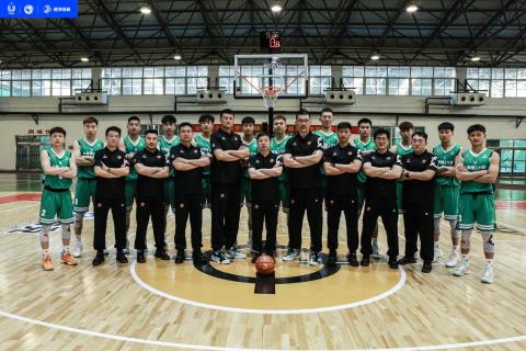 Jackson 籃球訓練 - CUBA 太原理工大學教練