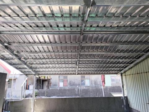 鋼毅工程行 - 頂樓加蓋不銹鋼鐵皮屋頂遮雨棚