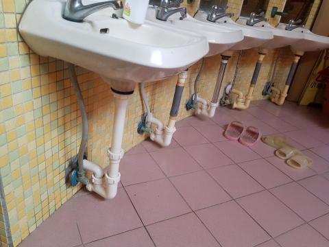 水電職人 - 洗臉盆更換