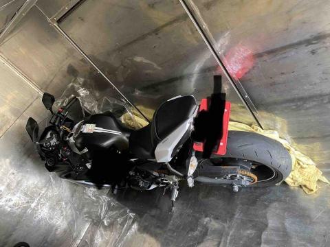 請上網打關鍵字  極遞聯合運輸中心  點FB+賴聯繫 - 高雄-台南（紅牌擋車）客戶委託送修