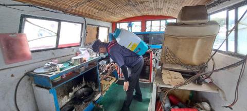 冠雲傑勀消毒 - 漁船消毒1