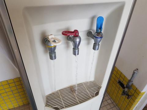 水電職人 - 飲水機保養,濾心更換