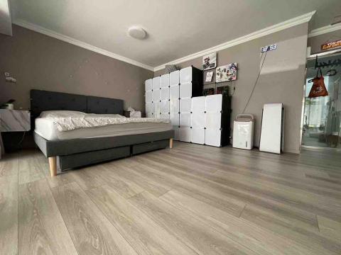 聖辰地板設計(塑膠地板代工達人賴桑) -  聖辰地板設計(塑膠地板代工達人賴桑) -