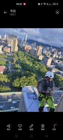 外牆高空繩索蜘蛛人 -  外牆高空繩索蜘蛛人 -