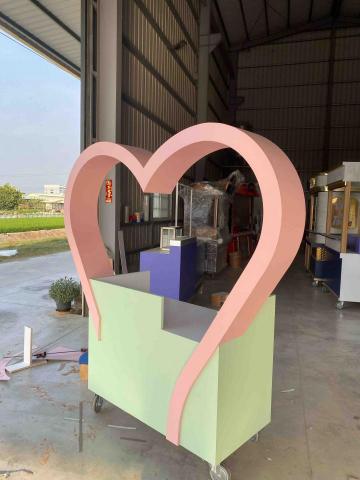 林國賢 - 造型餐車