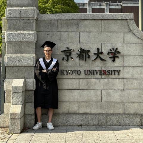 提供n1服務的專家劉亦