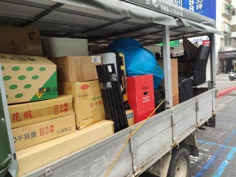 🐎專車搬家跑全台🐎長途量大最便宜🐎 - 物美價廉的長途專趟搬家