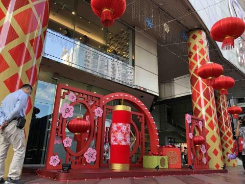 Bess  studio - 百貨過年裝飾