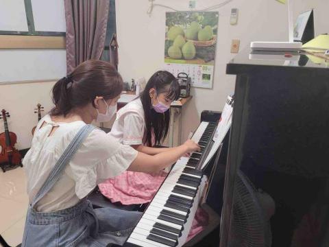 蕭仲恩 - 教學相片