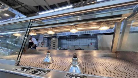 Mr.梁 - 維修完成