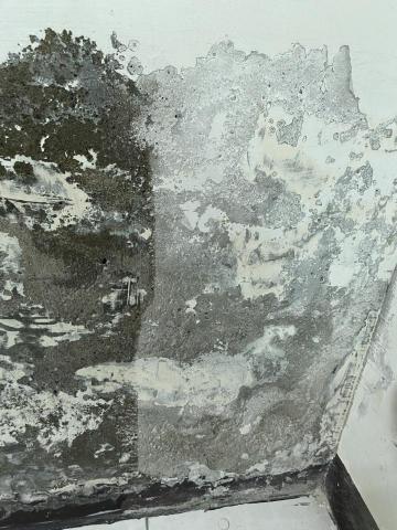 金日油漆防水0970863285 - 壁癌處理，藥劑為滲透結晶，有效阻擋壁癌再生。