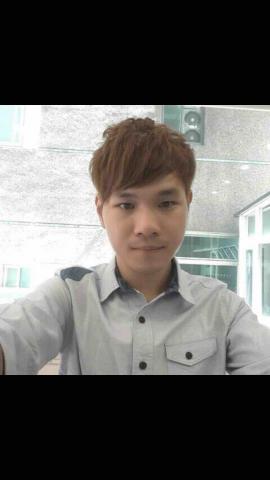 提供手機維修服務的專家L in（手機維修、門號方案）