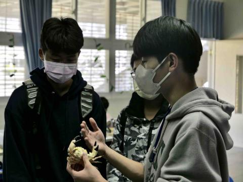 盧鈺翔 - 生命科學系系展講解