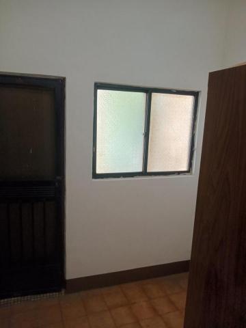 東證油漆工程 - 室內百合白 踢腳板 漆做